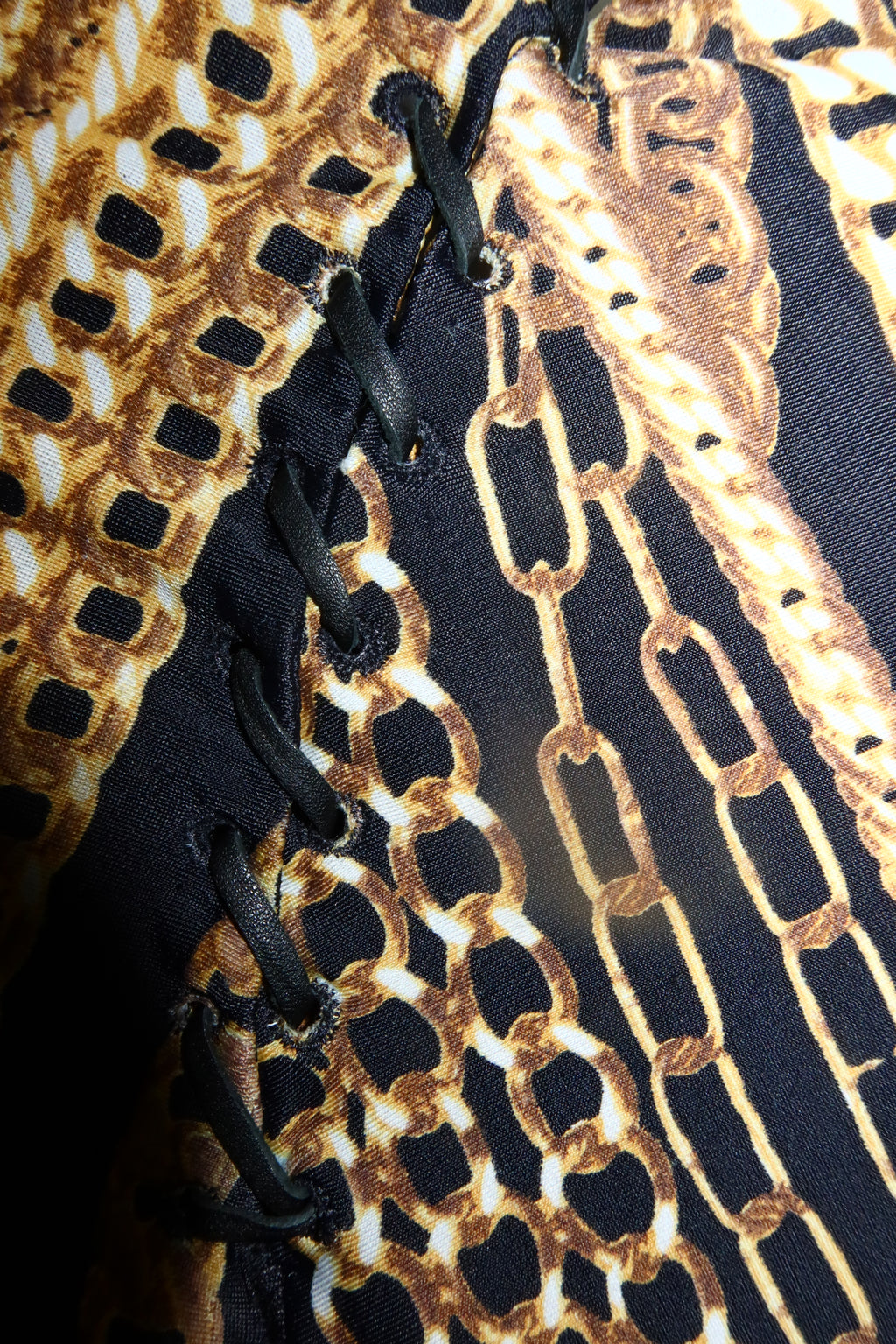 FW2003 ARCHIVE ROBERTO CAVALLI Black Chain Print Matching Set